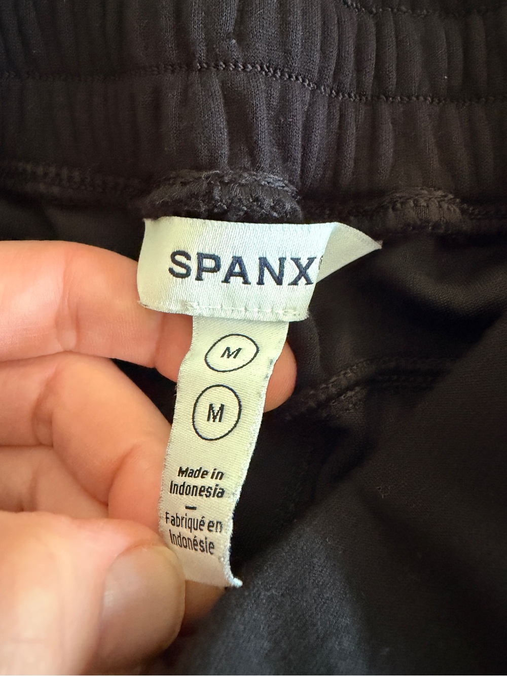 Spanx air essentials wide leg pant size medium. Condition like new. - Picture 2 of 4